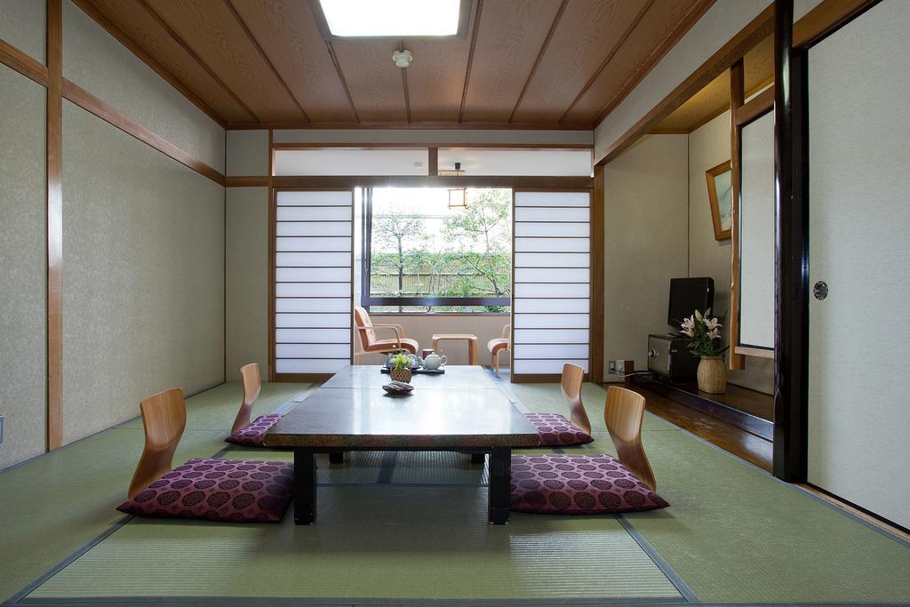 ホテル 世羅別館 広島市 エクステリア 写真
